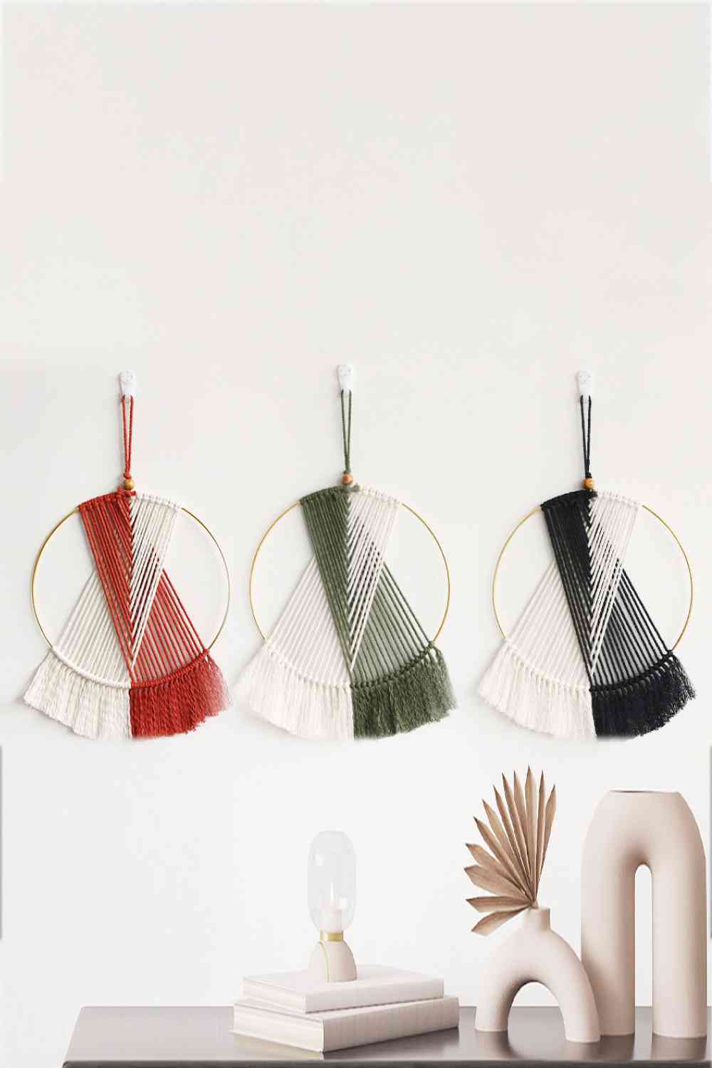 Contrast Fringe Round Macrame Wall Hanging - BloomBliss.com