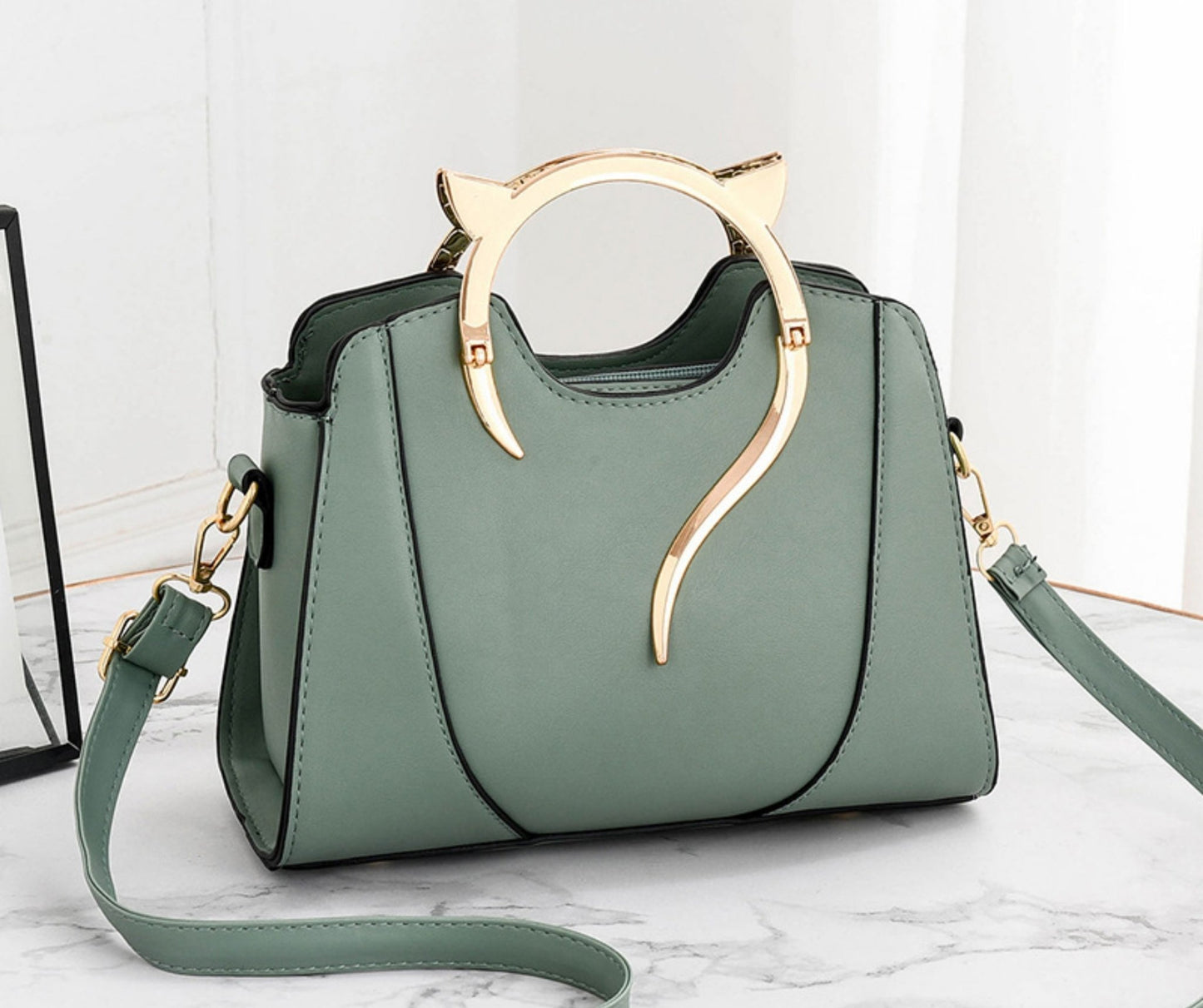 Kitten Handle Elegance - BloomBliss.com