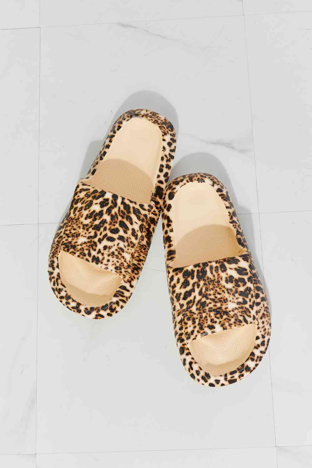 MMShoes Arms Around Me Open Toe Slide in Leopard - BloomBliss.com