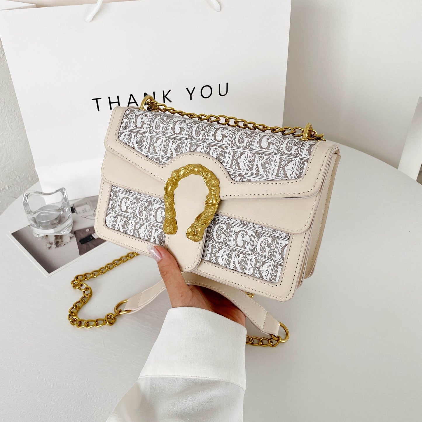 Posh Trendsetter Handbag - BloomBliss.com