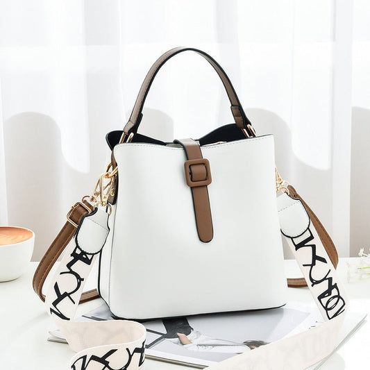 Trendsetter Bucket Bag - BloomBliss.com