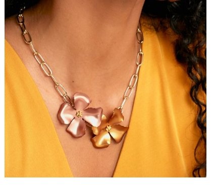 Beautiful Copper Toned Flower Necklace - BloomBliss.com