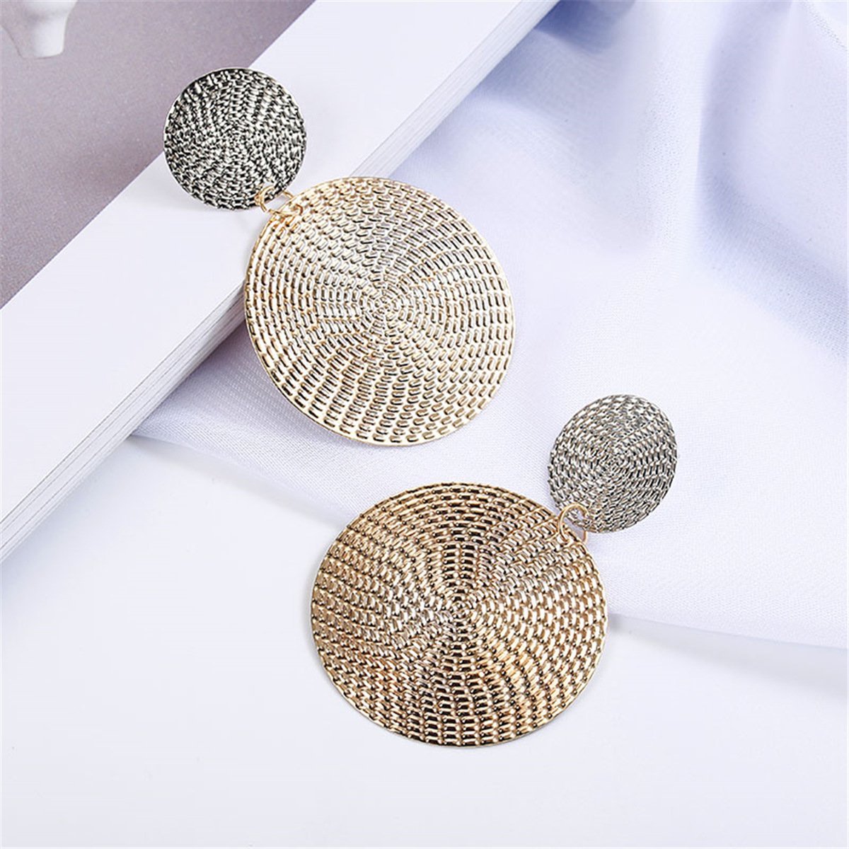 Elegant Disc Earrings - BloomBliss.com