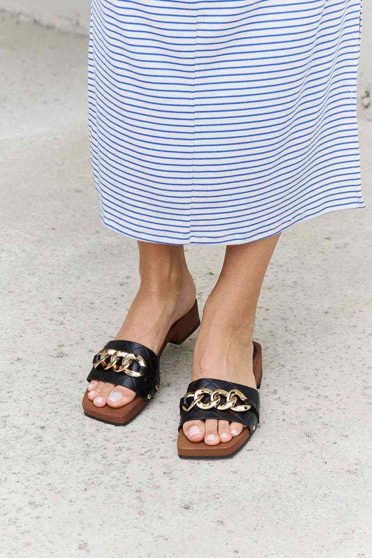 Forever Link Square Toe Chain Detail Clog Sandal in Black - BloomBliss.com