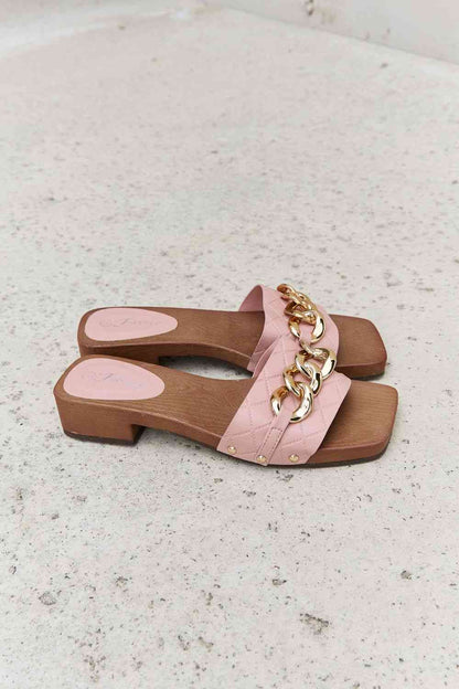 Forever Link Square Toe Chain Detail Clog Sandal in Blush - BloomBliss.com