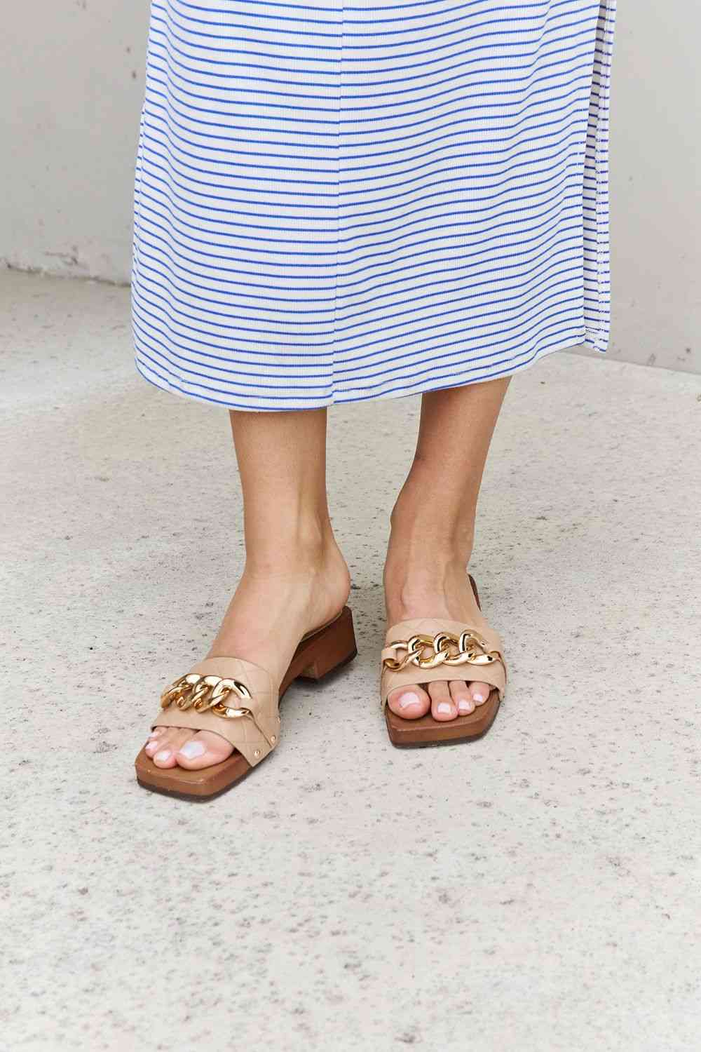 Forever Link Square Toe Chain Detail Clog Sandal in Tan - BloomBliss.com
