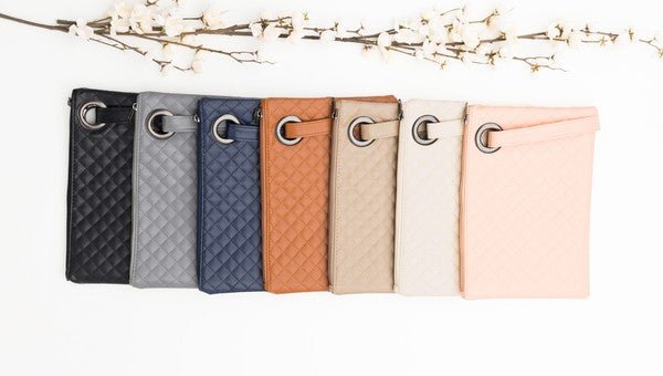 Quilted Wristlet Clutch - BloomBliss.com