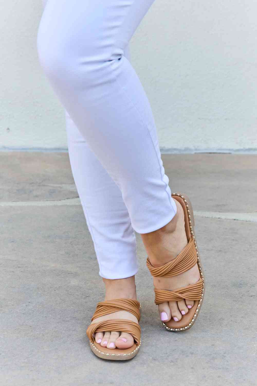 Qupid Summertime Fine Double Strap Twist Sandals - BloomBliss.com