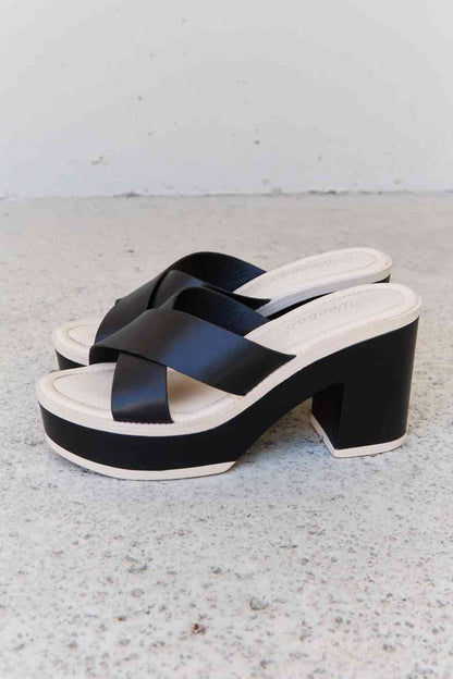 Weeboo Cherish The Moments Contrast Platform Sandals in Black - BloomBliss.com
